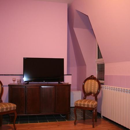 Vila Hedonija Belgrado Esterno foto