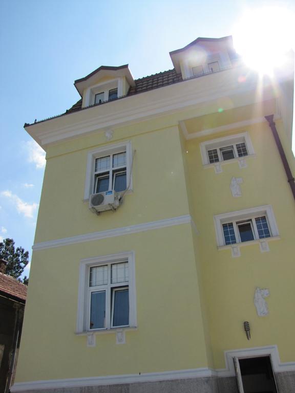 Vila Hedonija Belgrado Esterno foto